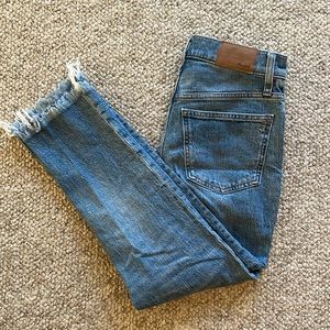 Madewell jeans, the perfect vintage style.